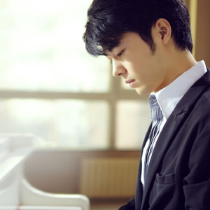 欧美美野花视频
